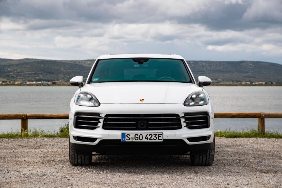 Porsche Cayenne E-Hybrid (PO536) 2018 года  (WW) (фото 28 из 85)